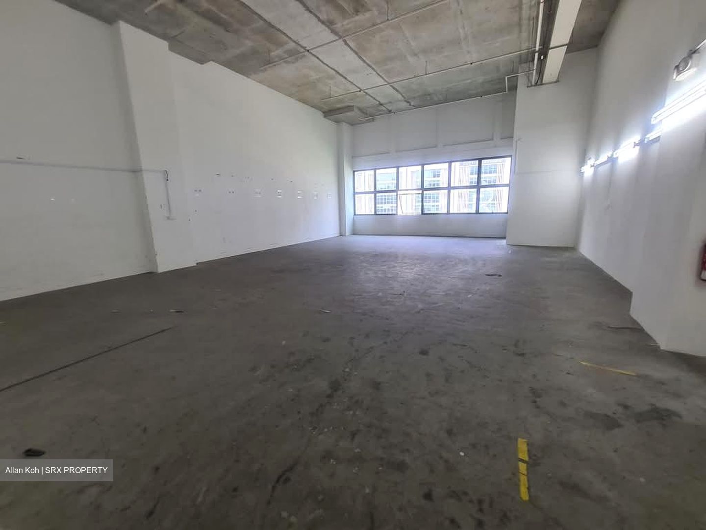 BHCC Space (D18), Factory #594371211